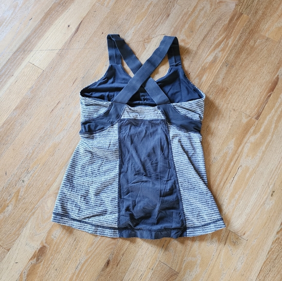 Lululemon Tank - Picture 3 of 4